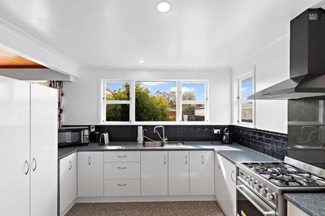 Photo of property in 30a Mitchell Street, Aramoho, Whanganui, 4500