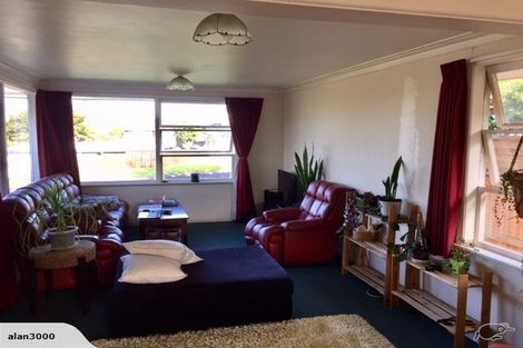 Photo of property in 79 Hillcrest Avenue, Hillcrest, Auckland, 0627