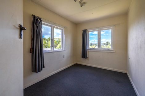 Photo of property in 8 Wellington Road, Surfdale, Waiheke Island, 1081