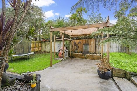 Photo of property in 26 Brunner Road, Glen Eden, Auckland, 0602