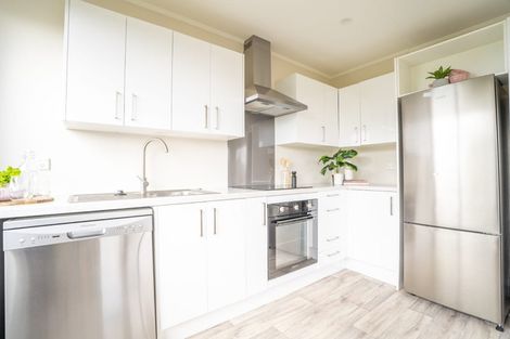 Photo of property in 15b Lenox Grove, Johnsonville, Wellington, 6037