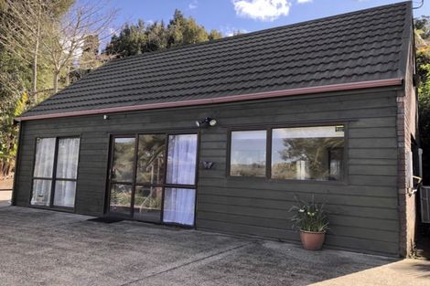 Photo of property in 22 Mountain Road, Western Heights, Rotorua, 3015