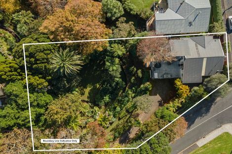 Photo of property in 64 Cutfield Road, New Plymouth, 4310