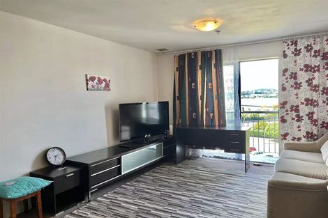 Photo of property in 5l/17 Crown Lynn Place, New Lynn, Auckland, 0600