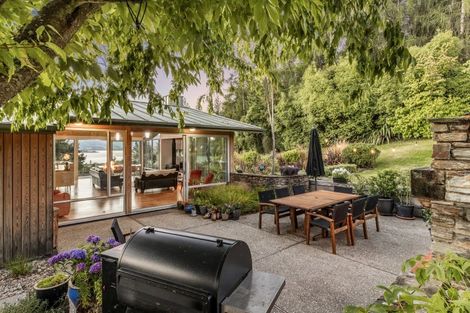 Photo of property in 52 Kirimoko Crescent, Wanaka, 9305