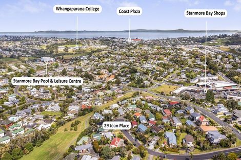 Photo of property in 29 Jean Place, Stanmore Bay, Whangaparaoa, 0932
