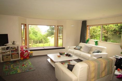 Photo of property in 2 Colletts Road, Mangaroa, Upper Hutt, 5371