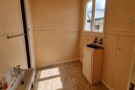 Photo of property in 22 Murchie Street, Thornbury, Riverton, 9883