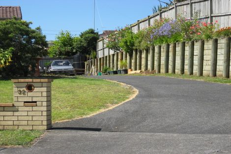 Photo of property in 32 Kohanga Road, Mangere Bridge, Auckland, 2022