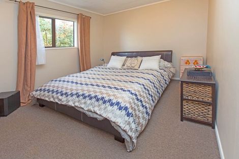 Photo of property in 8b Ladies Mile, Manly, Whangaparaoa, 0930