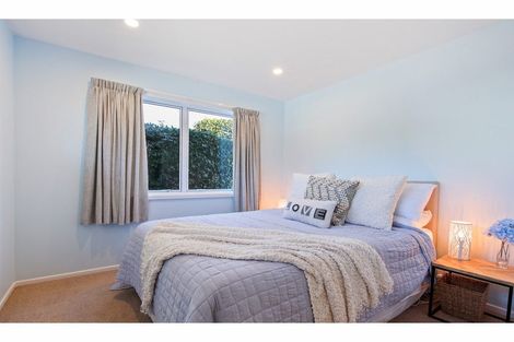 Photo of property in 19 Lombard Place, Avonhead, Christchurch, 8042