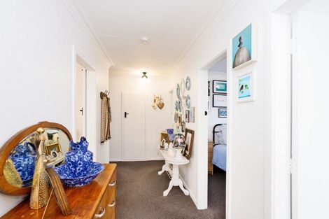 Photo of property in 52 Willis Street, Grasmere, Invercargill, 9810