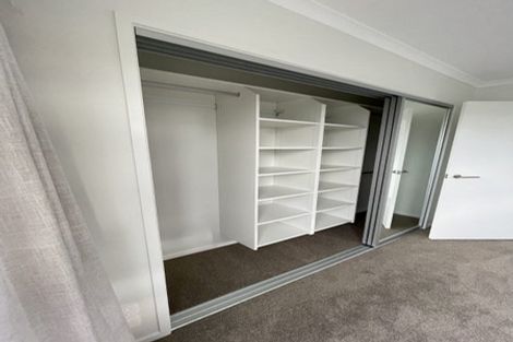 Photo of property in 28a Yeovil Road, Te Atatu Peninsula, Auckland, 0610