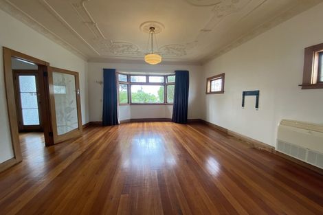 Photo of property in 64 Freyberg Street, Lyall Bay, Wellington, 6022