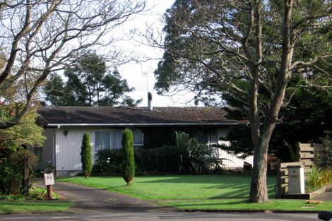 Photo of property in 32 Haast Place, Awapuni, Palmerston North, 4412