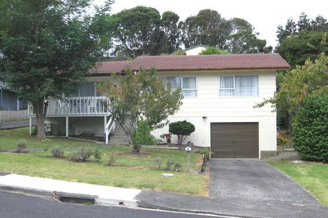 Photo of property in 2/25 Sapphire Place, Bayview, Auckland, 0629