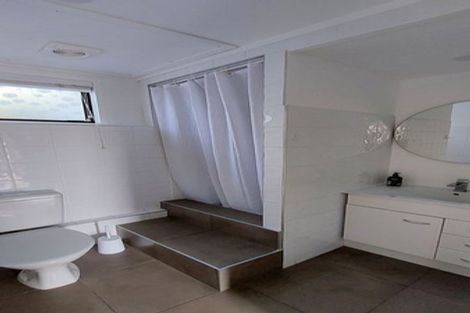 Photo of property in 5 Reynolds Place, Torbay, Auckland, 0630