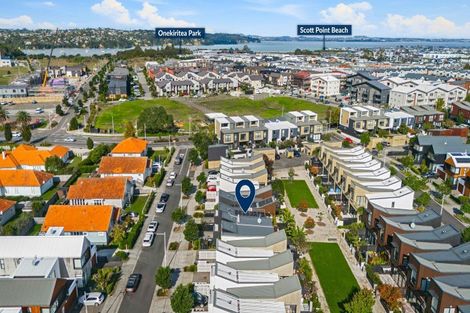 Photo of property in 12 Cochrane Road, Hobsonville, Auckland, 0616