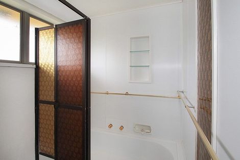 Photo of property in 15 Lismore Street, Oamaru North, Oamaru, 9400