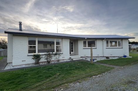 Photo of property in 9 Ballantrae Street, Wallacetown, 9816