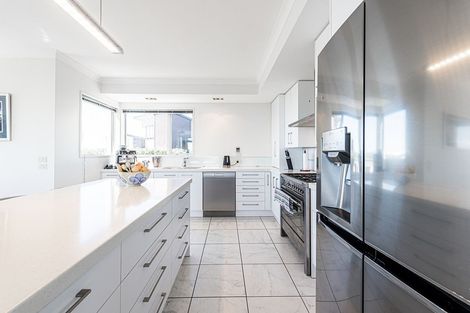 Photo of property in 7 Kenmure Drive, Huntsbury, Christchurch, 8022