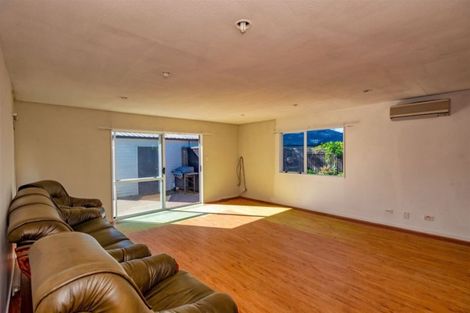 Photo of property in 14 Laura Kent Place, Woolston, Christchurch, 8023