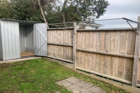 Photo of property in 70 County Road, Torbay, Auckland, 0630