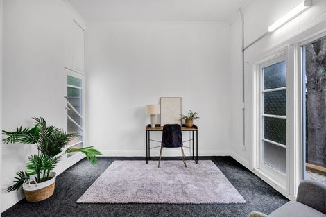 Photo of property in 29 Dorset Avenue, Westown, New Plymouth, 4310