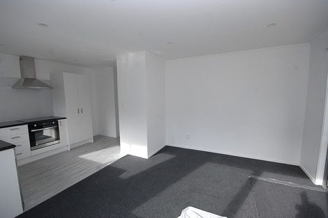 Photo of property in 80 Braemar Road, Castor Bay, Auckland, 0620