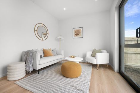 Photo of property in 6 Pukeko Road, Hobsonville, 0616