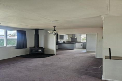 Photo of property in 70 Sedcole Street, Pahiatua, 4910