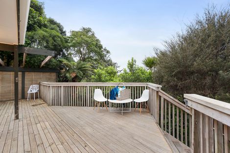 Photo of property in 174 Shaw Road, Oratia, Auckland, 0604