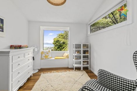 Photo of property in 21a Walnut Way, Maungaraki, Lower Hutt, 5010