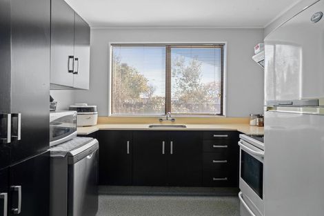 Photo of property in 1a Bahama Place, Hornby, Christchurch, 8042