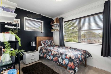 Photo of property in 35 Lynden Avenue, Hillcrest, Auckland, 0627