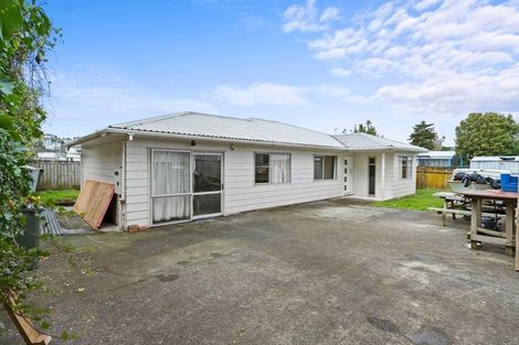 Photo of property in 28a Cargill Street, Papakura, 2110