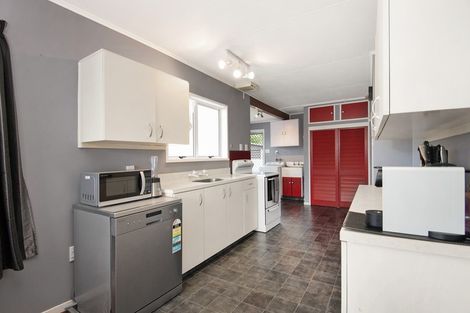 Photo of property in 42 Abraham Crescent, Milson, Palmerston North, 4414