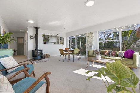 Photo of property in 19 Carey Street, Waitara, 4320