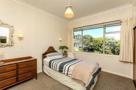 Photo of property in 233b Carrington Street, Vogeltown, New Plymouth, 4310