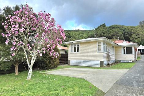 Photo of property in 46b Stanley Street, Wainuiomata, Lower Hutt, 5014