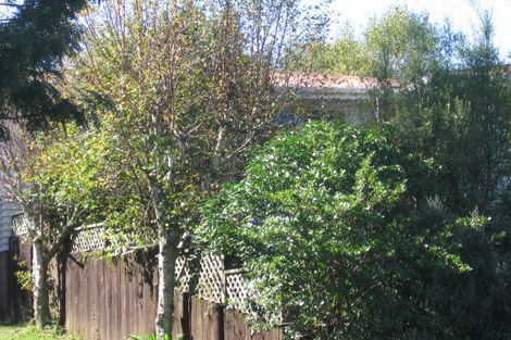 Photo of property in 6 Willowbrook Place, Titirangi, Auckland, 0604