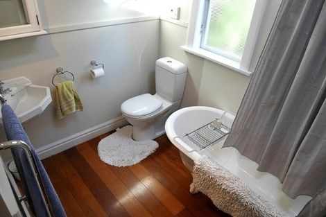 Photo of property in 13 Miro Street, Eastbourne, Lower Hutt, 5013