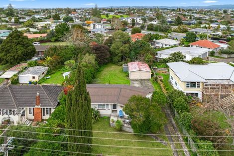 Photo of property in 43 Wharf Road, Te Atatu Peninsula, Auckland, 0610