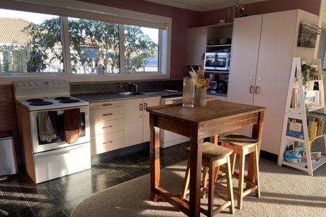 Photo of property in 136 Mackenzie Street, Winton, 9720