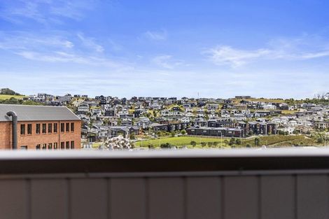 Photo of property in 14 Kiokio Street, Long Bay, Auckland, 0630