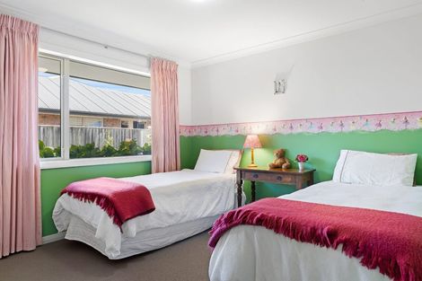 Photo of property in 3 Doncaster Place, Rangiora, 7400