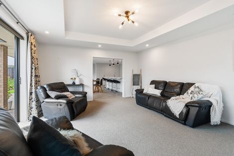 Photo of property in 16 Carrick Place, Mosgiel, 9024