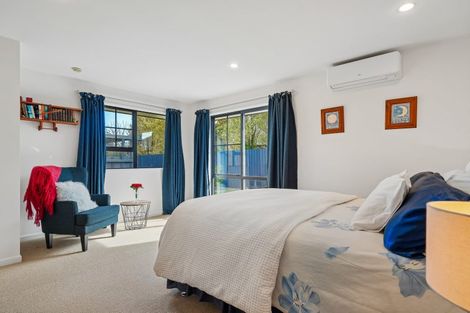 Photo of property in 40 Coolspring Way, Redwood, Christchurch, 8051