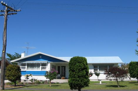 Photo of property in 10 Leon Street, Riverdale, Gisborne, 4010