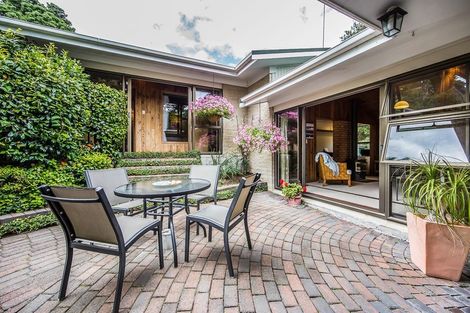 Photo of property in 3 Hebe Place, Birkenhead, Auckland, 0626